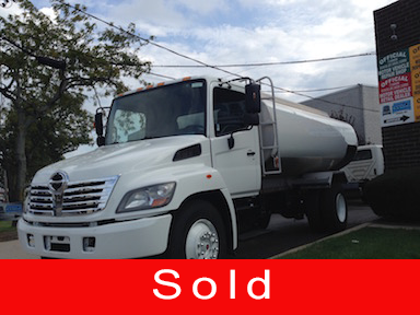 2008 Hino Oil Truck 2008 Hino Oil Truck
